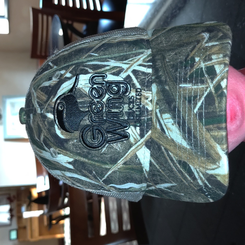 Ducks Unlimited Green Wing Camo Trucker Mesh Embroidered Hunting Snapback Hat